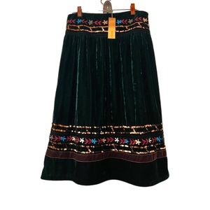 NWT Lucy Paris Green Velvet Midi Skirt With Embroidery And Sequins